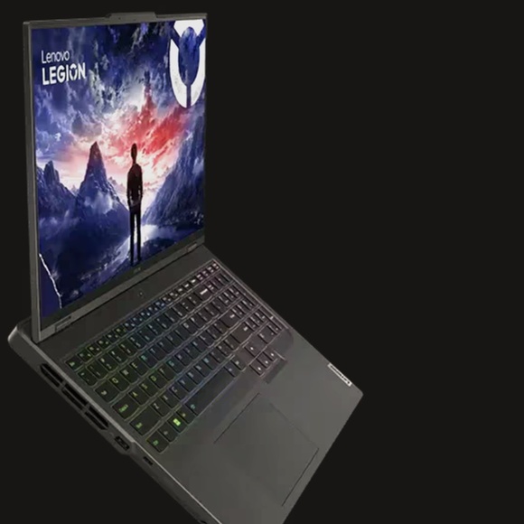 Legion Pro 5i Gen 9 Intel (16") with RTX™ 4060 - Picture 3 of 3